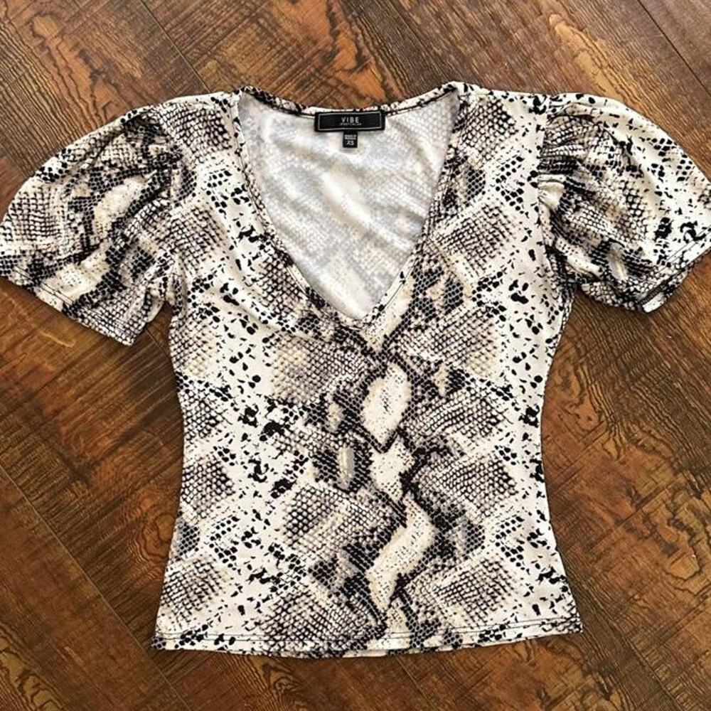 American vintage vibe sportswear white